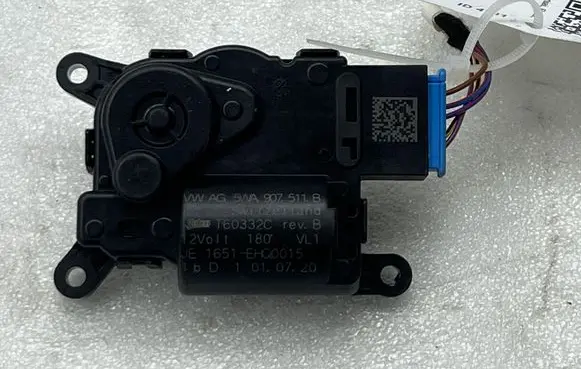 Audi Q2 - Air flap motor/actuator 5WA907511B