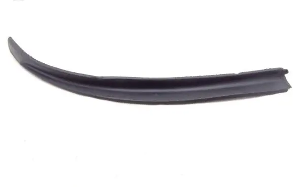Mitsubishi Pajero Front bumper lip 13423614