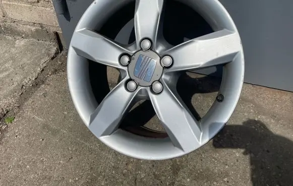 Seat Leon (1P) R16 alloy rim 1P0601025F
