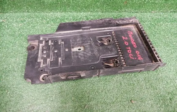 Ford Mondeo MK V Battery box tray 