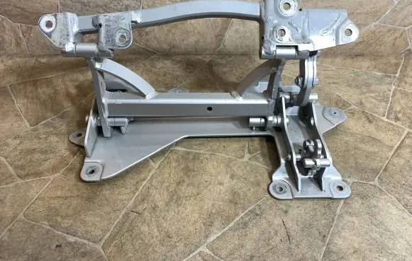 Mercedes-Benz CL C215 Front door upper hinge A2157200137