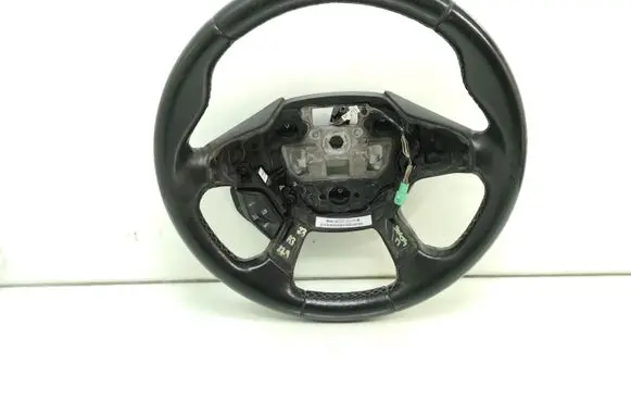 Ford Focus Steering wheel AM513600BF3ZHE AM5T9E740AB