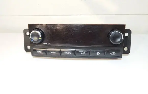 SsangYong Rexton Climate control unit 6870008021 DSB030923068