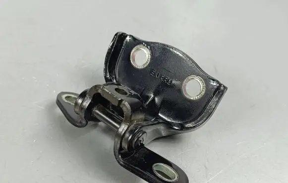 KIA Sorento Rear door upper hinge
