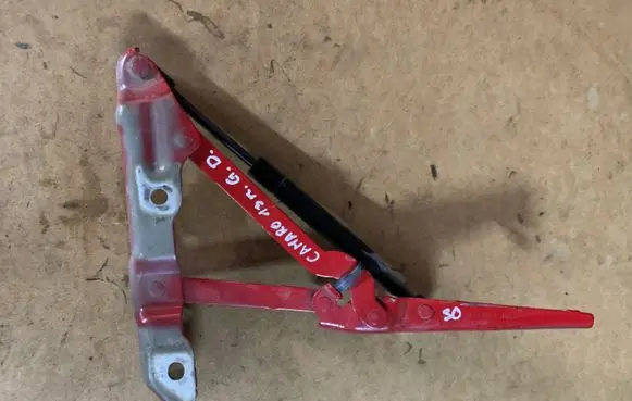Chevrolet Camaro Tailgate/trunk/boot hinge 22785300