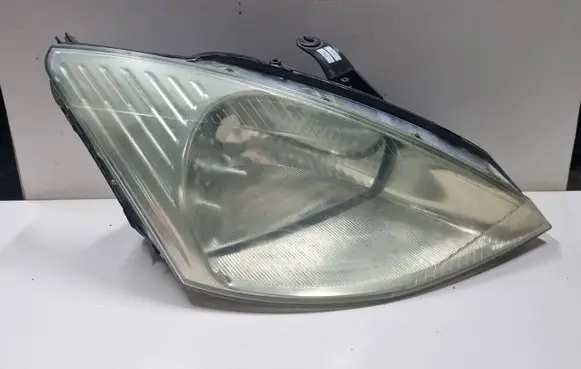 Ford Focus Headlight/headlamp