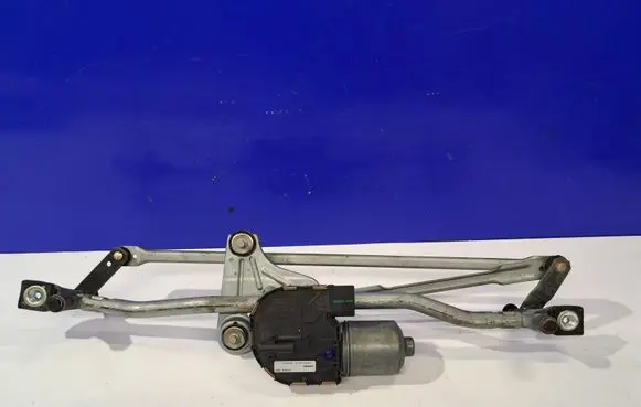 Front wiper linkage and motor