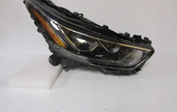 Toyota Highlander XU70 Headlight/headlamp