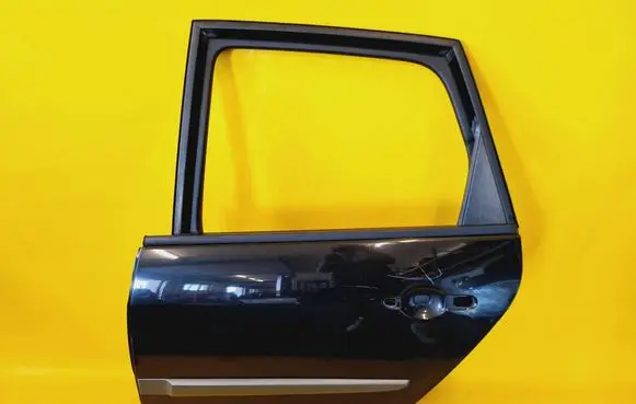 Renault Scenic II - Grand scenic II Rear door