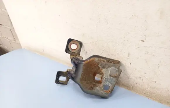 Jeep Grand Cherokee (WJ) Front door upper hinge 55136480AC