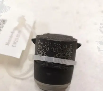 Mercedes-Benz E W211 Parking PDC sensor A2215420417