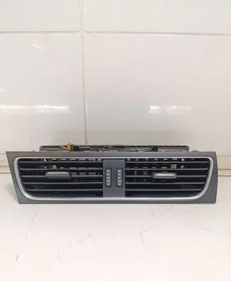 Dash center air vent grill
