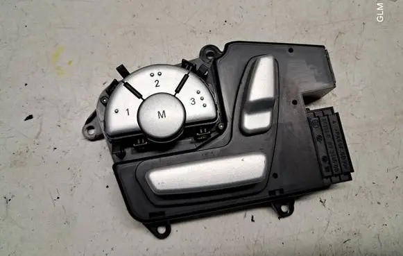 Mercedes-Benz SLK R171 Seat control switch 1718205710