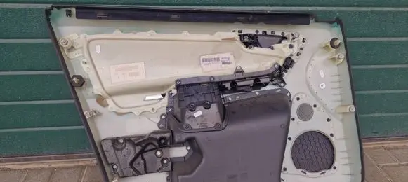 Volvo XC60 Front door card panel trim 30766388