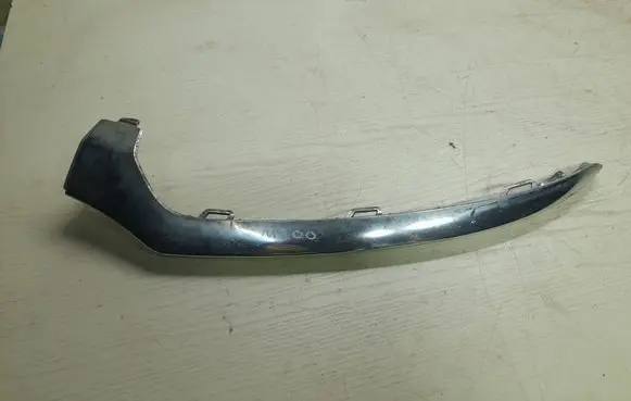 Mercedes-Benz C W205 Front bumper splitter molding A2058851374