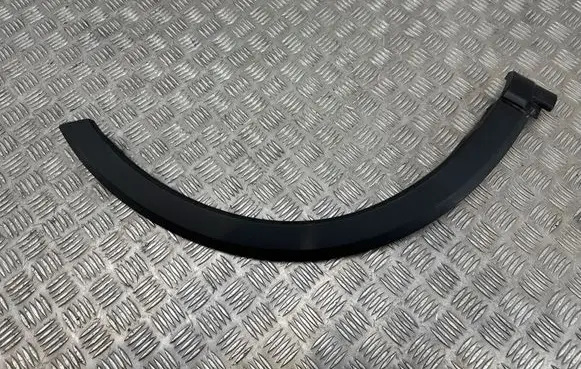 Suzuki Ignis Rear arch trim 7726162R1
