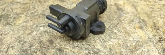 Citroen C5 Turbo solenoid valve 9635704380 0928400414