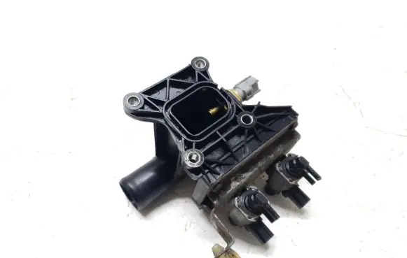 Ford Focus Vacuum valve 4M5G-9A500-NB