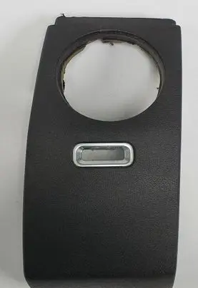 Land Rover Discovery 4 - LR4 Rear air vent grill AH22-045G10-D