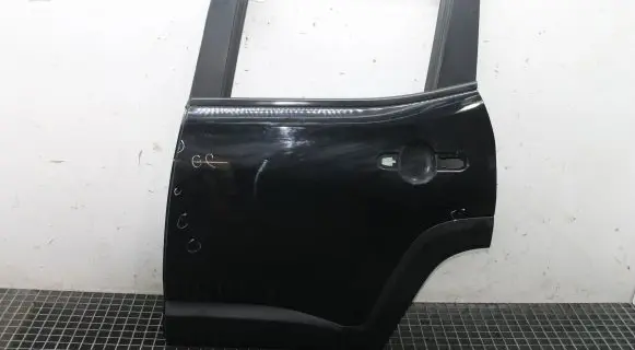 Jeep Renegade Rear door