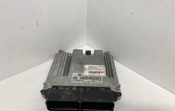 Volkswagen Touareg II Engine control unit/module 7P0907409T