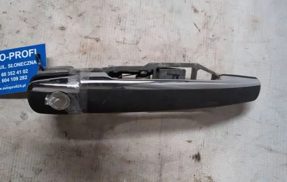 Mercedes-Benz C W202 Front door exterior handle