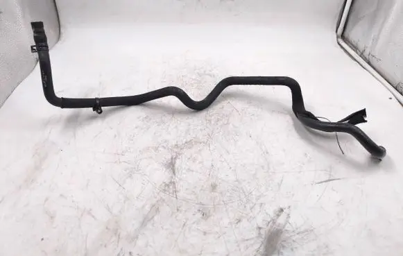 Audi A4 S4 B6 8E 8H Engine coolant pipe/hose 1B6121107F