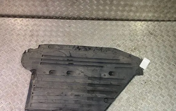 BMW 7 G11 G12 Center/middle under tray cover 7455536