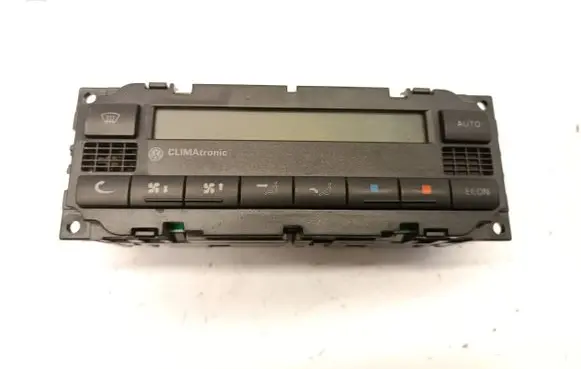 Volkswagen PASSAT B5.5 Climate control unit 3B1907044H