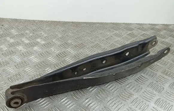 Honda CR-V Rear control arm