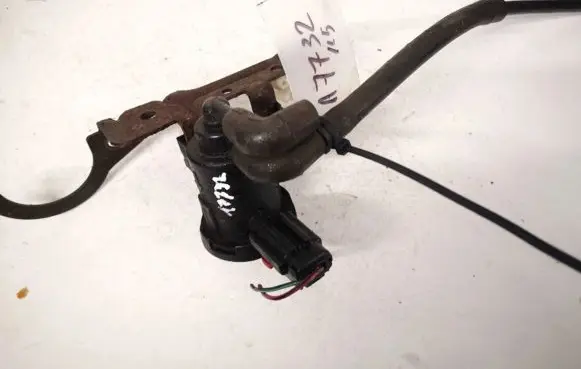 Chrysler 300M Turbo solenoid valve