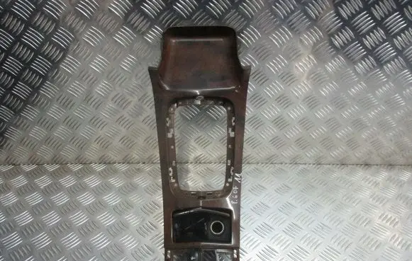 Peugeot 607 Center console