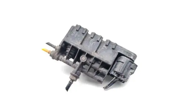 Land Rover Discovery Air suspension valve block RVH00095