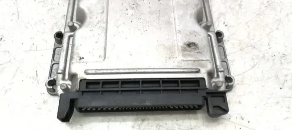Peugeot 607 Engine control unit/module 0281010262 9637874080