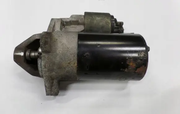 Smart ForTwo I Starter motor A0051513801