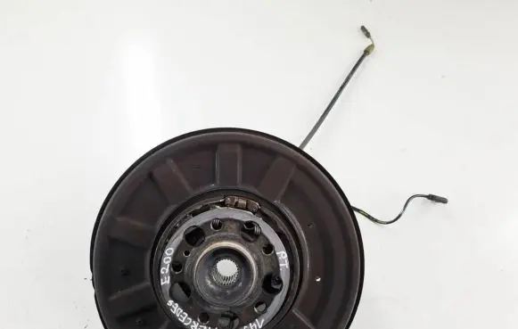 Mercedes-Benz E W212 Stub axle 