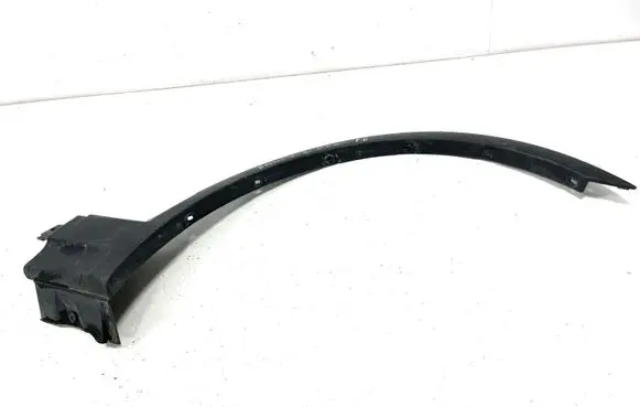 BMW X3 E83 Front arch trim 51773405818 3405818