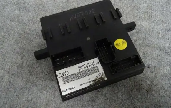Audi A8 S8 D3 4E Comfort/convenience module 4E0907279L