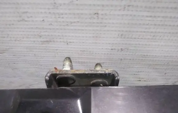 Chevrolet Captiva Tailgate/trunk/boot hinge 