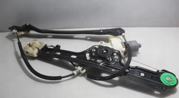 BMW 1 E81 E87 Front window lifting mechanism without motor