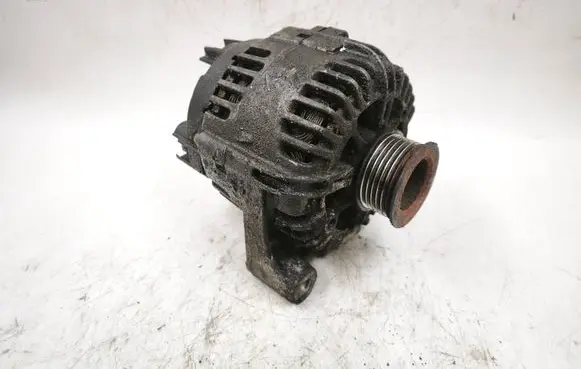 BMW 3 E46 Generator/alternator 2542672B 907150A S77899802