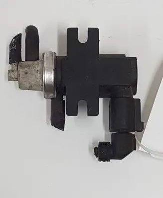 Volkswagen Sharan Turbo solenoid valve 1J0906627 72290325 05T141