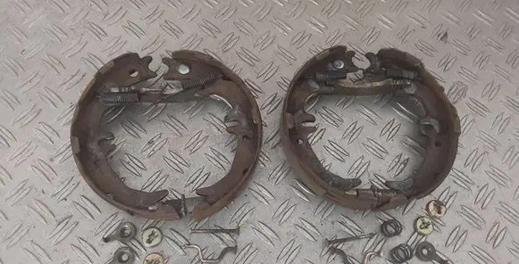 Toyota RAV 4 (XA20) Handbrake/parking brake pads 