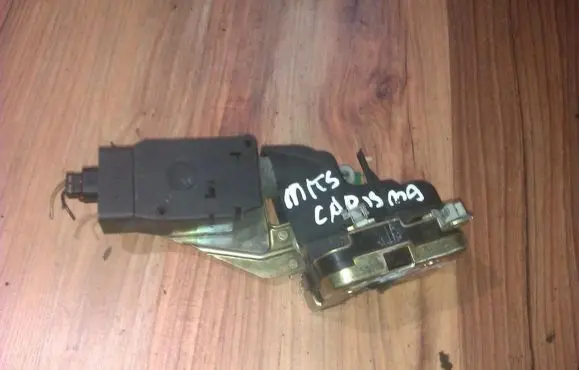 Mitsubishi Carisma Front door lock