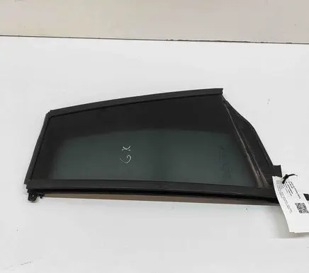 Rear vent window glass