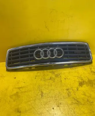 Audi A4 S4 B6 8E 8H Front bumper upper radiator grill 8H0853653