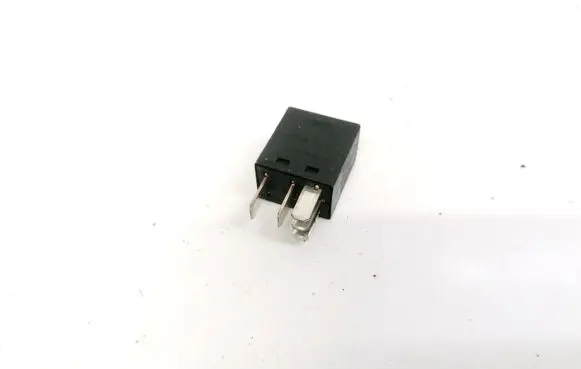 Volvo V70 Other relay 9441161 v23074