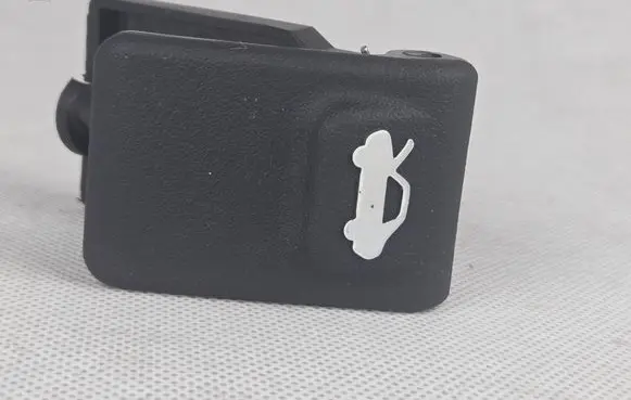 Hyundai i20 (BC3 BI3) Engine bonnet (hood) release handle 8118234000
