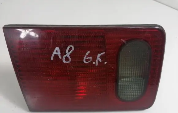 Audi A8 S8 D2 4D Tailgate rear/tail lights 4D0945093