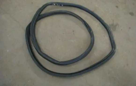 Skoda Roomster (5J) Rubber seal rear door 